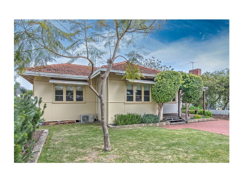 35A Adamson Rd, Brentwood WA 6153