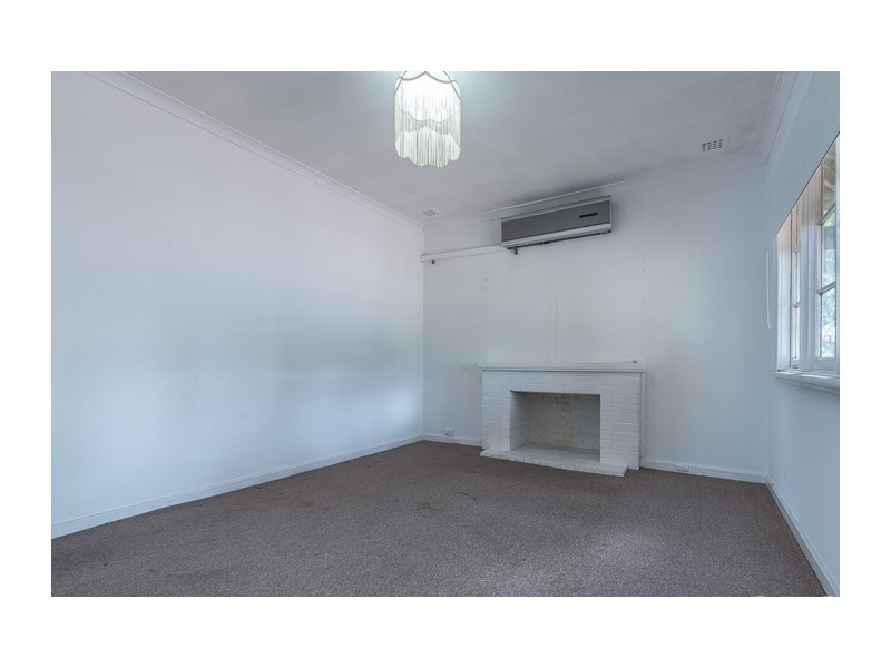35A Adamson Rd, Brentwood WA 6153