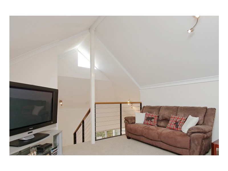 142 Tribute Street East, Riverton WA 6148