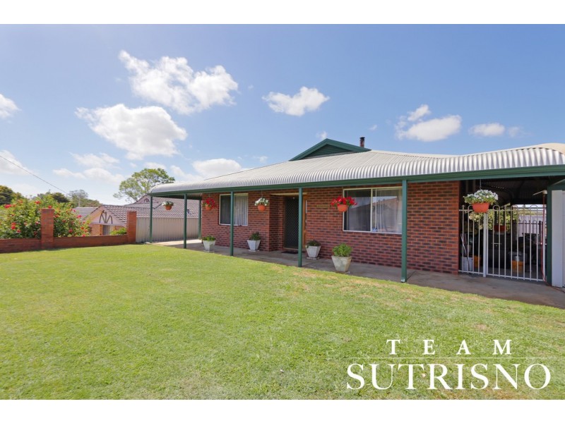 8 Glenrowan Place, Willetton WA 6155