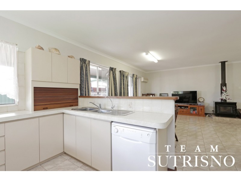 8 Glenrowan Place, Willetton WA 6155