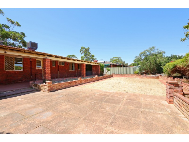 19 Greenough Way, Gosnells WA 6110