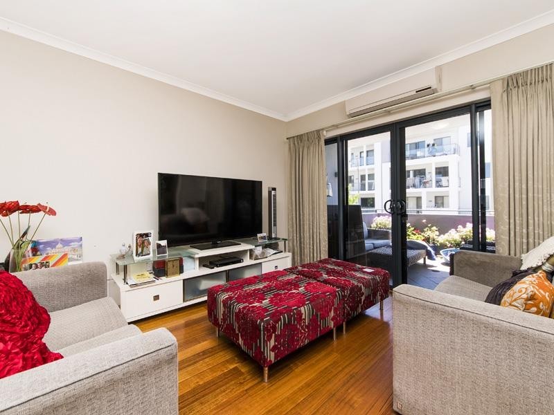 22/2 Stockton Bend, Cockburn Central WA 6164