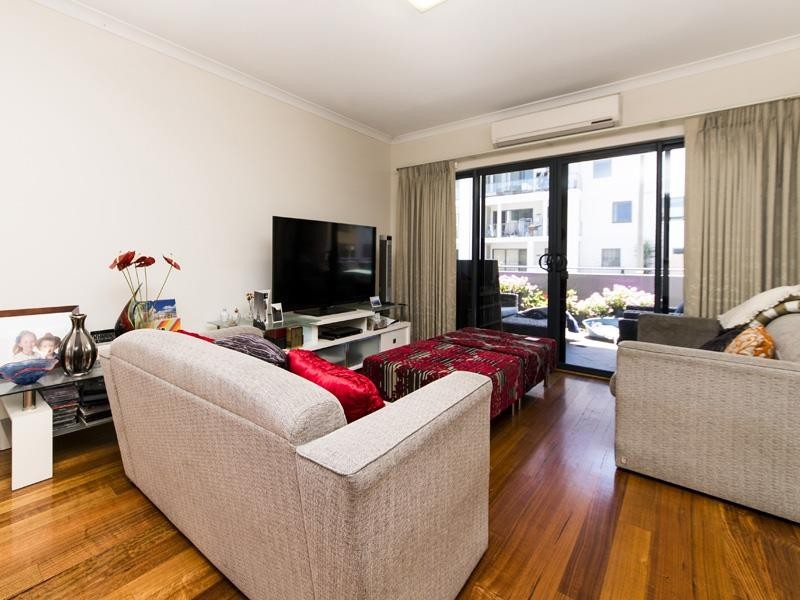 22/2 Stockton Bend, Cockburn Central WA 6164