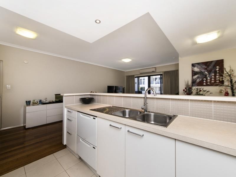 22/2 Stockton Bend, Cockburn Central WA 6164