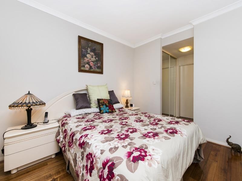 22/2 Stockton Bend, Cockburn Central WA 6164