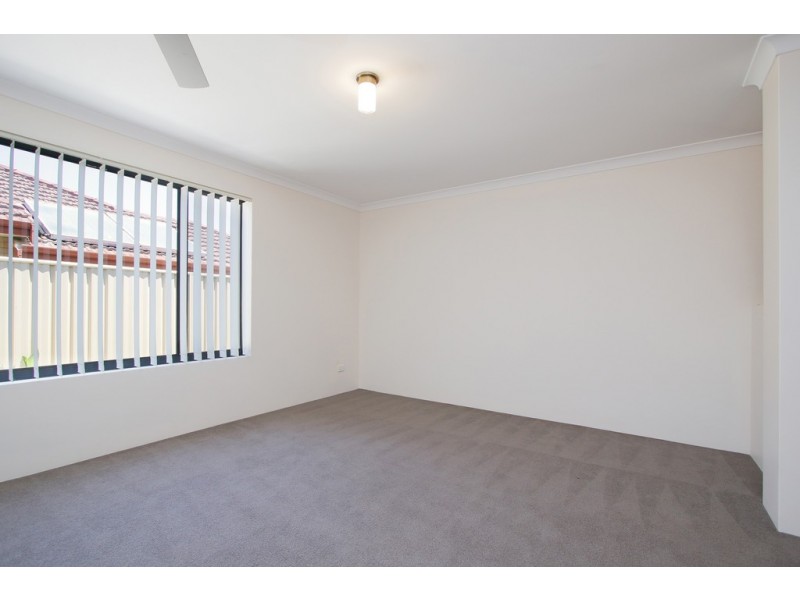 15 Levis Drive, Canning Vale WA 6155