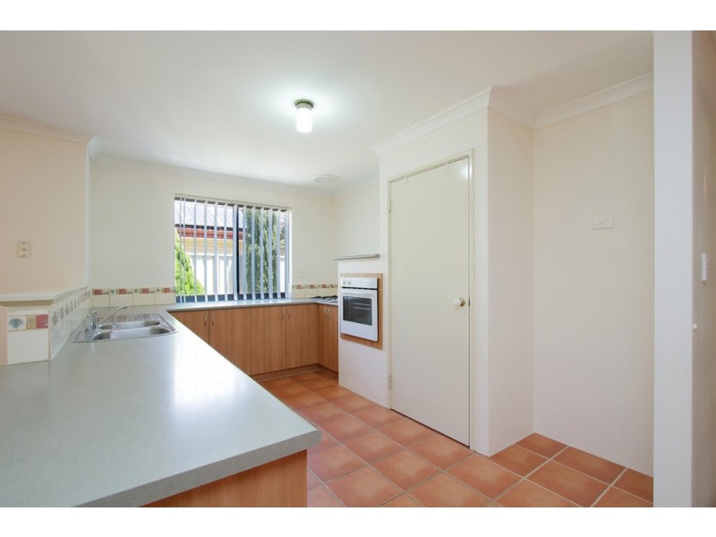 15 Levis Drive, Canning Vale WA 6155