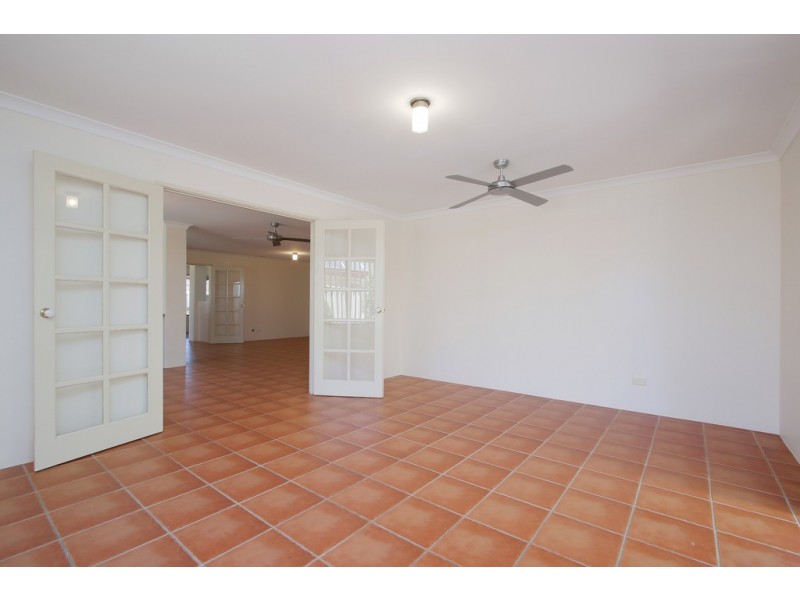 15 Levis Drive, Canning Vale WA 6155