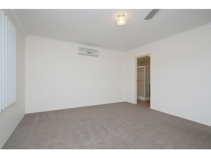 15 Levis Drive, Canning Vale WA 6155