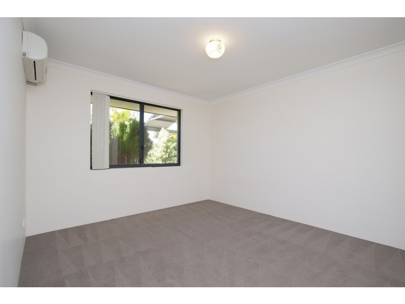 15 Levis Drive, Canning Vale WA 6155