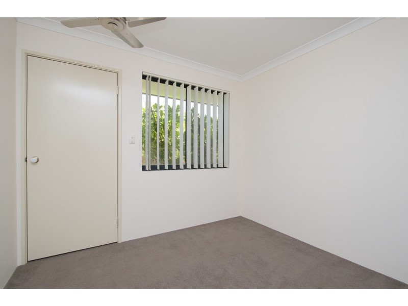 15 Levis Drive, Canning Vale WA 6155