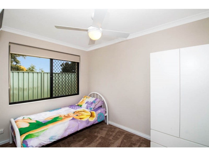 2 Hedges Retreat, Atwell WA 6164