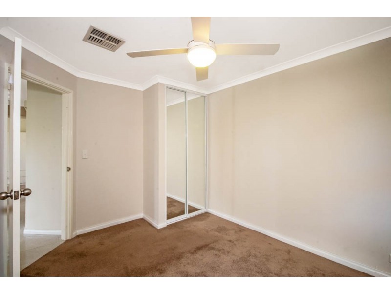 2 Hedges Retreat, Atwell WA 6164