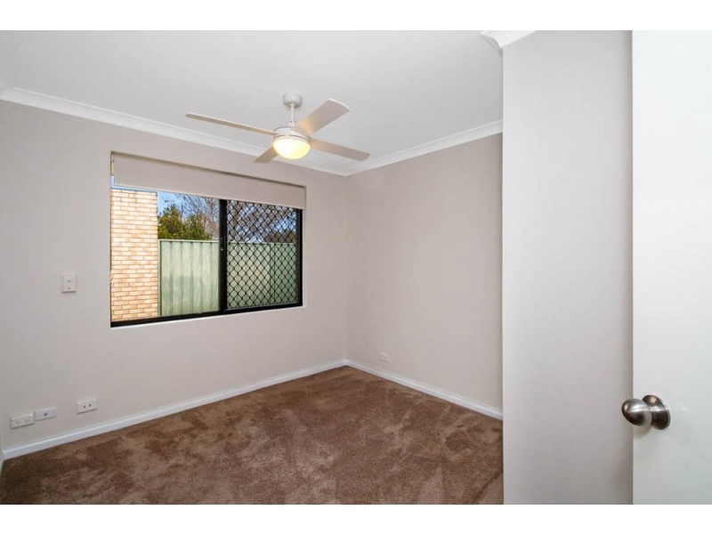 2 Hedges Retreat, Atwell WA 6164