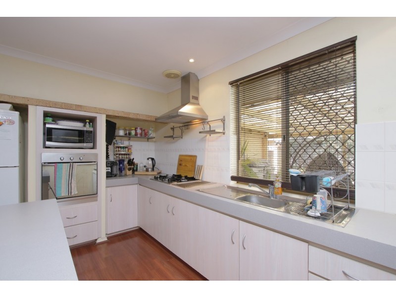 26 Liata Court, Thornlie WA 6108