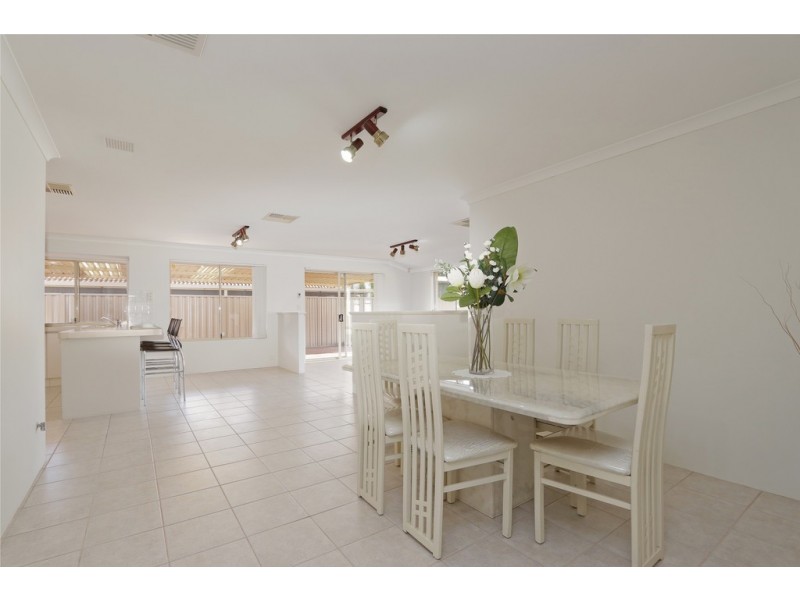 50 Delton Way, Atwell WA 6164