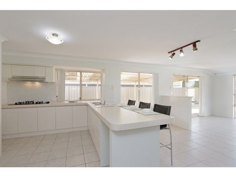 50 Delton Way, Atwell WA 6164