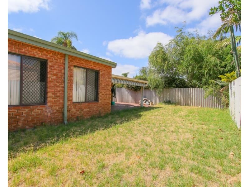 1B Tricourt Grove, Riverton WA 6148
