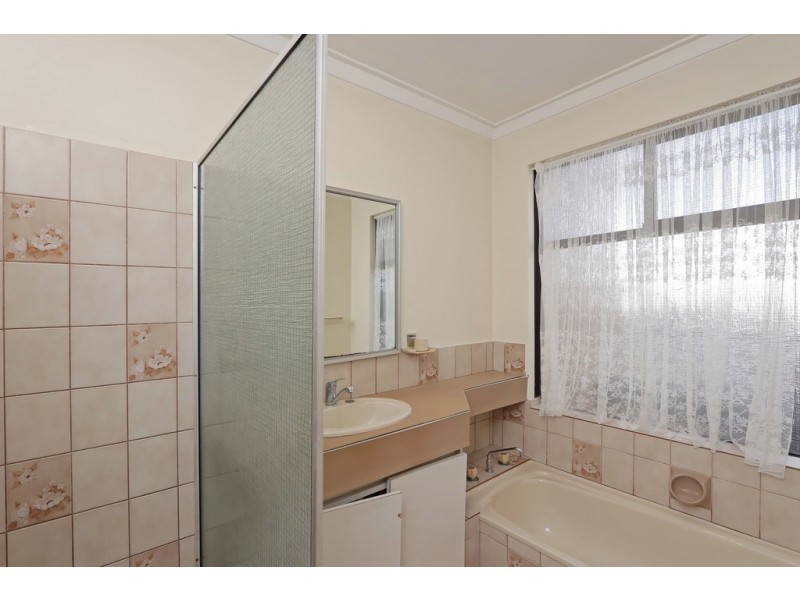 23 Latimer Way, Langford WA 6147