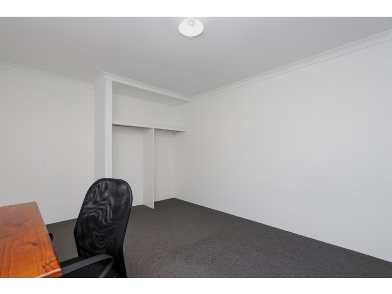 16B Reen Street, St James WA 6102