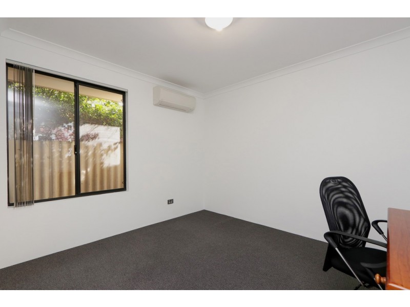 16B Reen Street, St James WA 6102