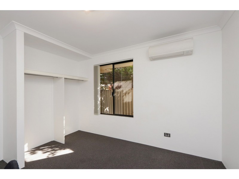 16B Reen Street, St James WA 6102