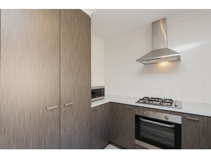 16B Reen Street, St James WA 6102
