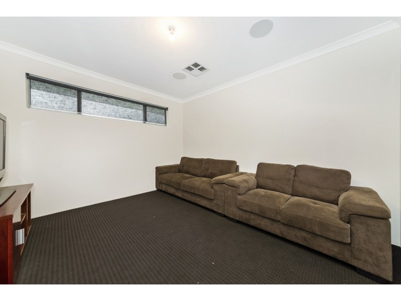 9A Bellairs Rd, Kardinya WA 6163