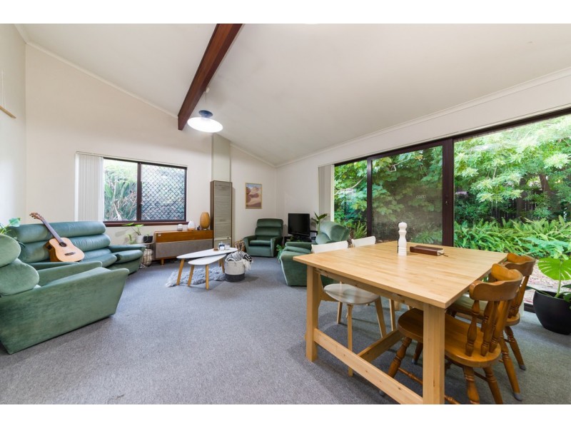 7 Cantray Ave, Applecross WA 6153