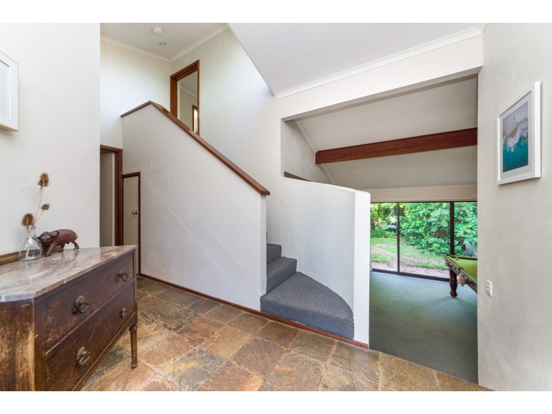 7 Cantray Ave, Applecross WA 6153