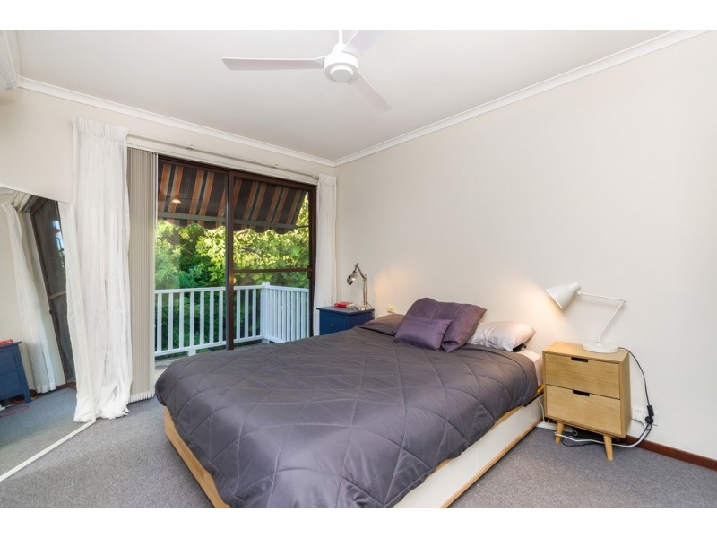 7 Cantray Ave, Applecross WA 6153