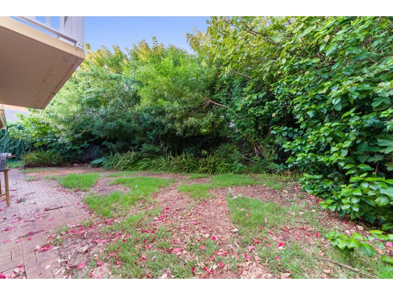 7 Cantray Ave, Applecross WA 6153