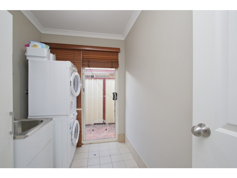 7/61 Whaleback Avenue, Parkwood WA 6147