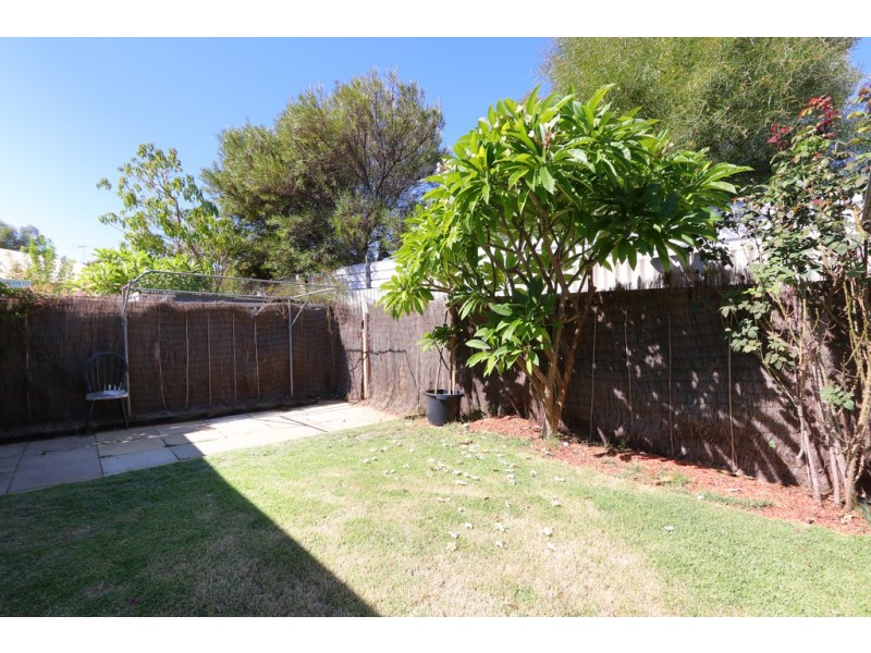 14/88 Church Avenue, Armadale WA 6112