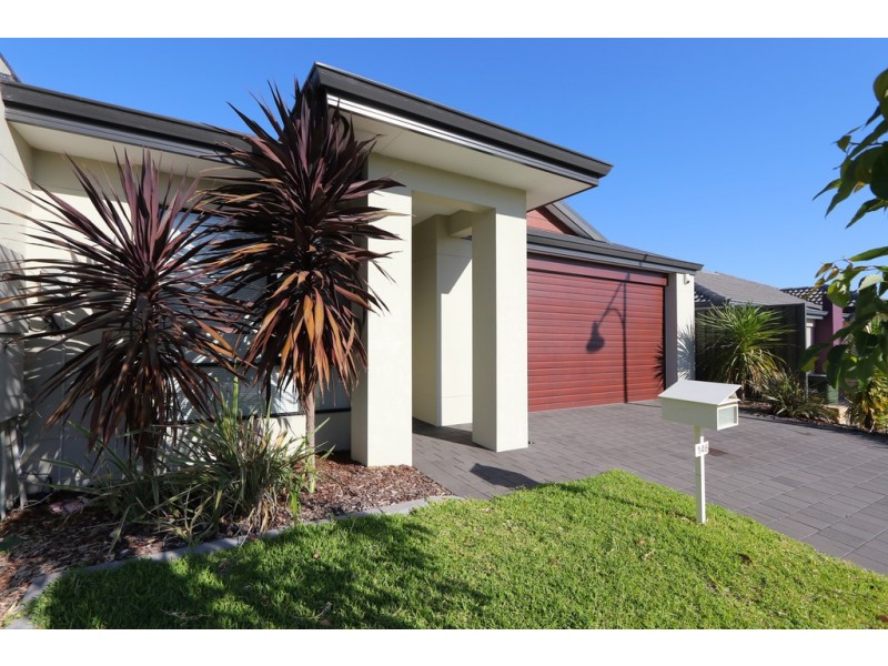 146 Mornington Crescent, Wandi WA 6167