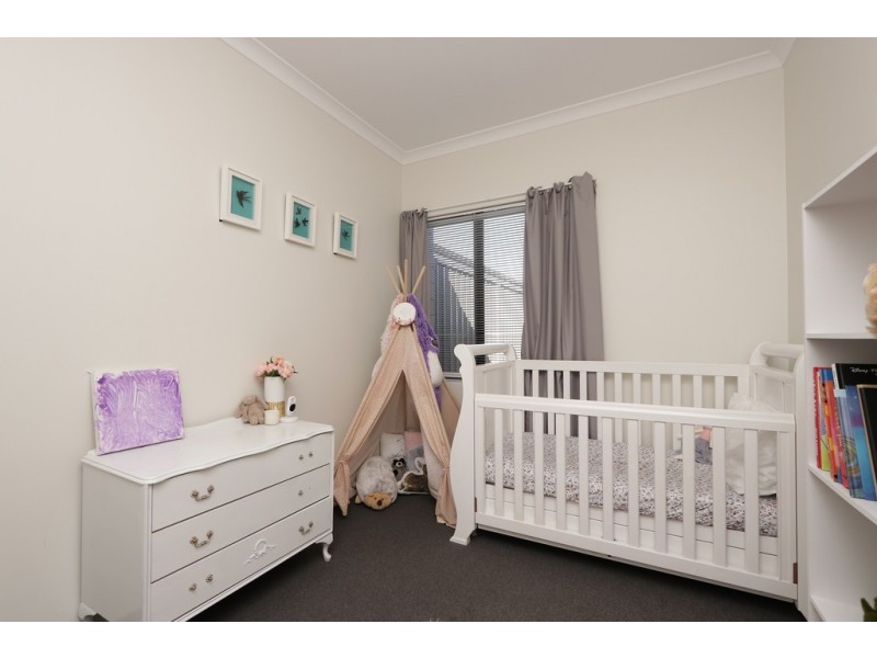 146 Mornington Crescent, Wandi WA 6167