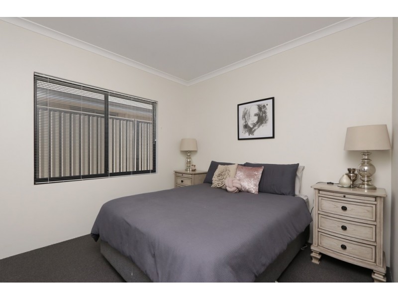 146 Mornington Crescent, Wandi WA 6167