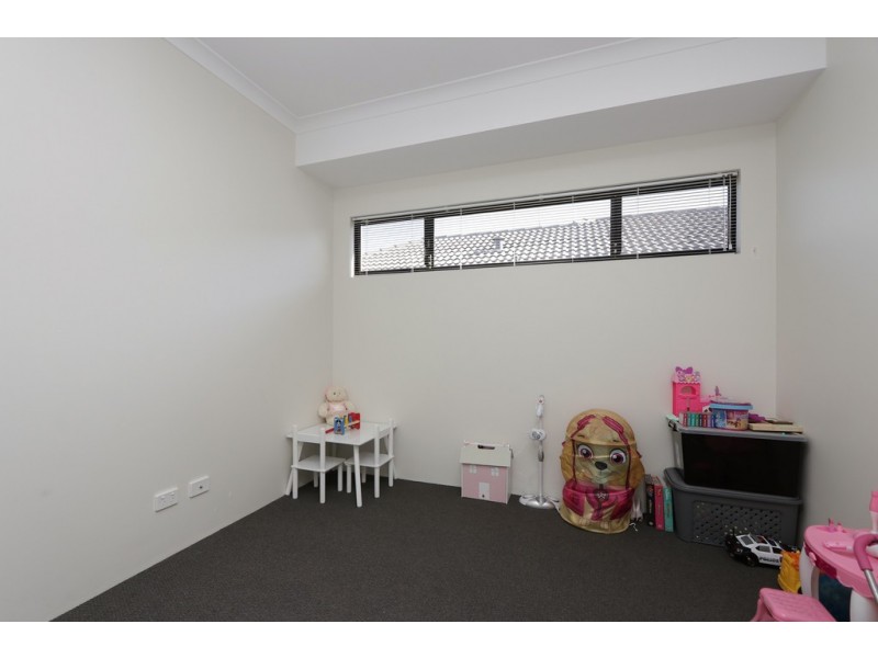 146 Mornington Crescent, Wandi WA 6167