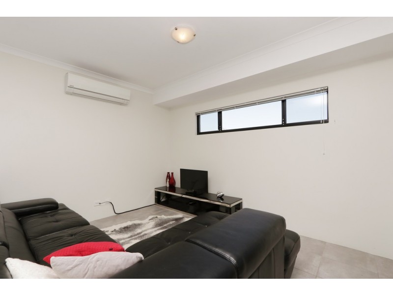 146 Mornington Crescent, Wandi WA 6167