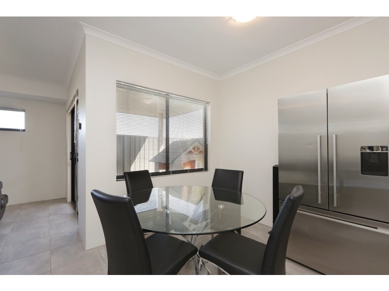 146 Mornington Crescent, Wandi WA 6167