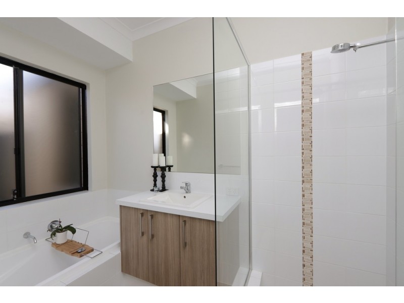 146 Mornington Crescent, Wandi WA 6167