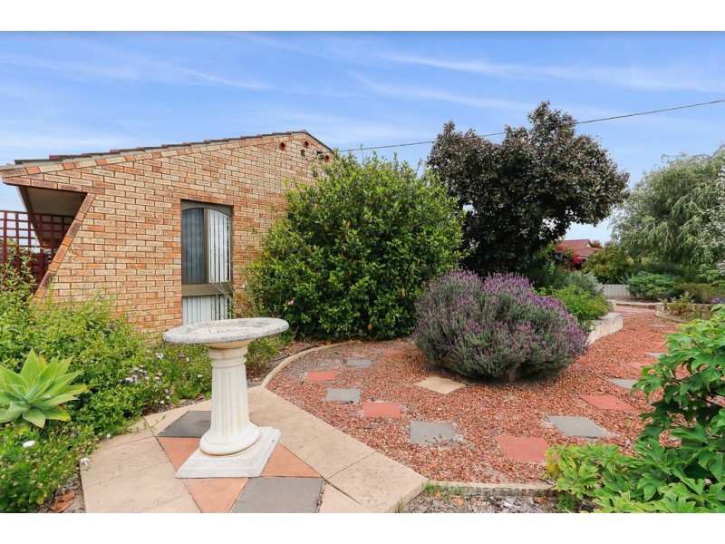 4 Meda Court, Gosnells WA 6110