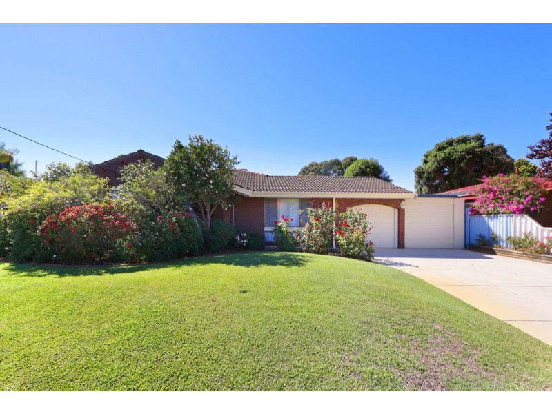 17 Waverley Way, Parkwood WA 6147