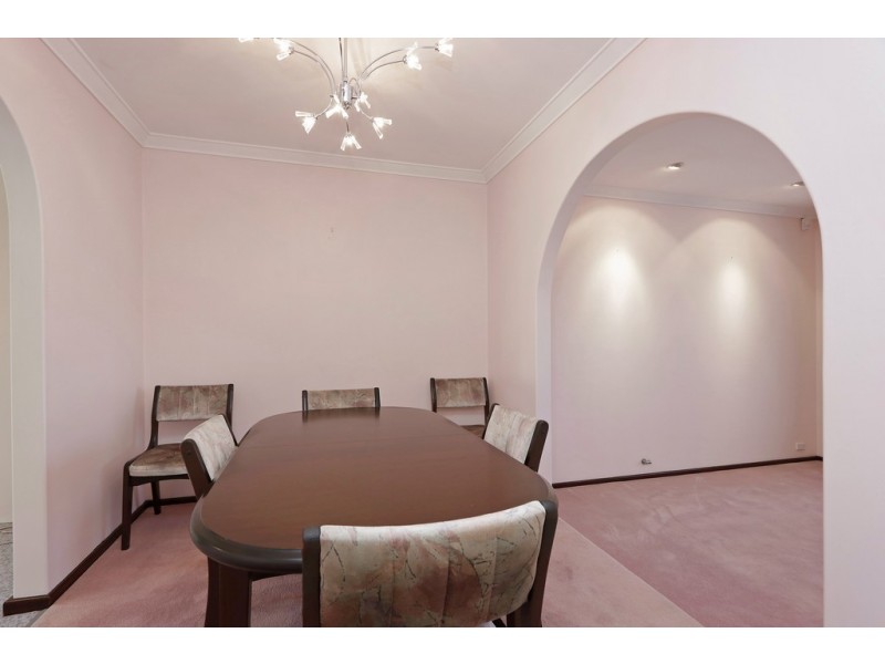 17 Waverley Way, Parkwood WA 6147