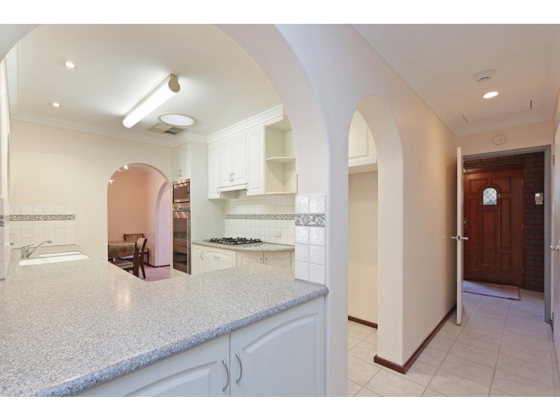 17 Waverley Way, Parkwood WA 6147