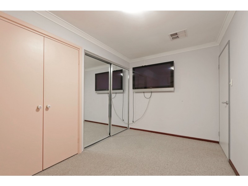 17 Waverley Way, Parkwood WA 6147