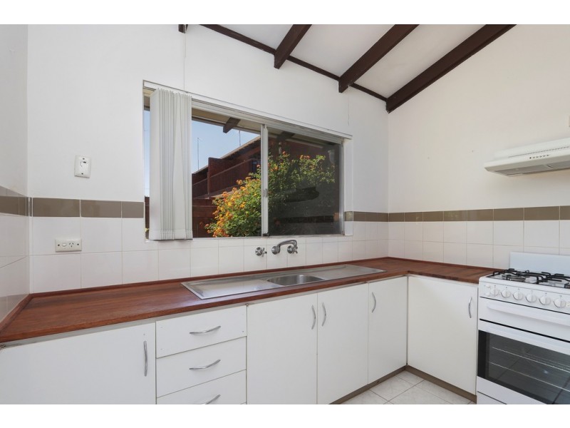 1/3 Marsh Road, Mount Richon WA 6112