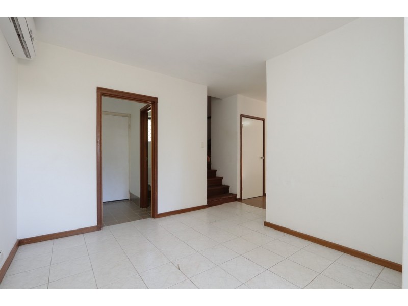 1/3 Marsh Road, Mount Richon WA 6112