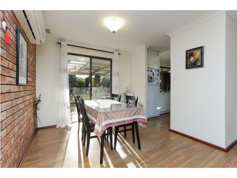 15 Wheatley Drive, Bull Creek WA 6149